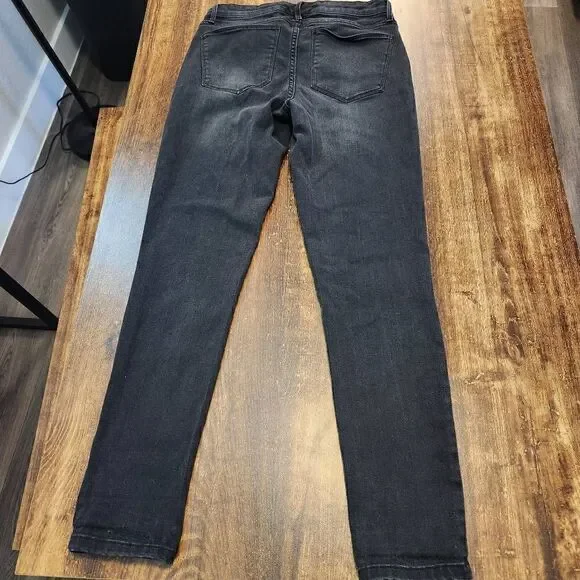 Tommy Hilfiger Tribeca Skinny studded floral jeans - Picture 4 of 9